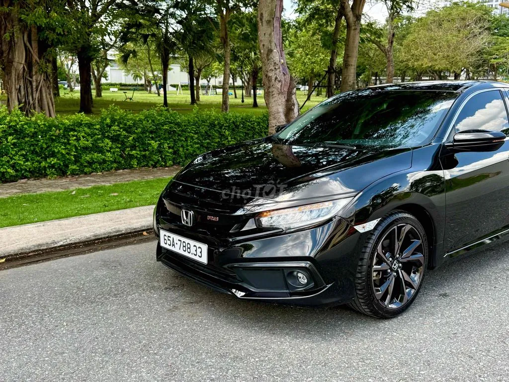 Honda Civic 2020 photo 2