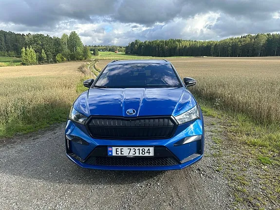 Skoda Enyaq 2023 photo 2