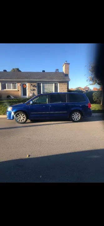 Dodge Grand Caravan 2013 photo 3