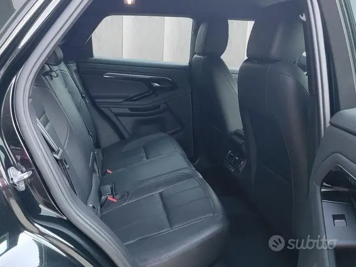 Land Rover Evoque 2022 photo 5