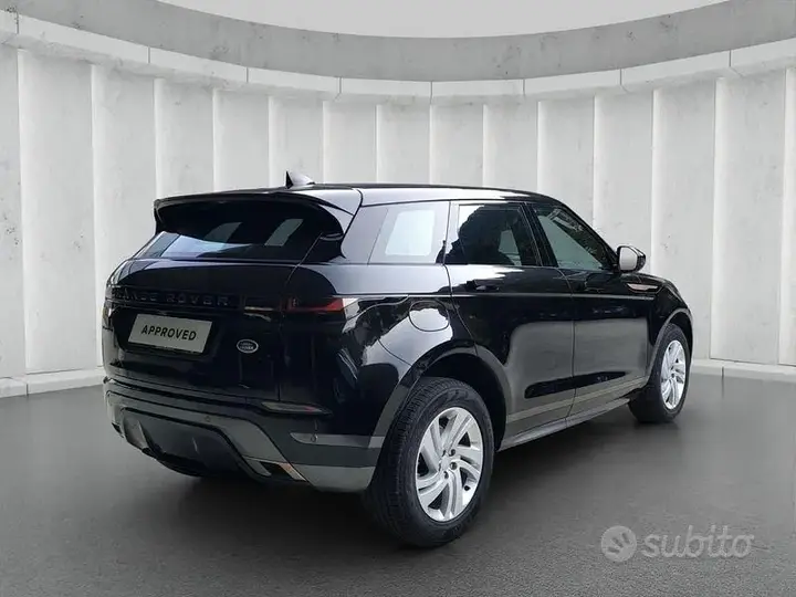 Land Rover Evoque 2022 photo 2