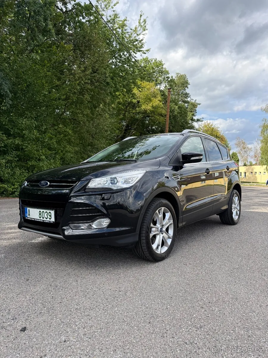 Ford Kuga 2013 photo 2