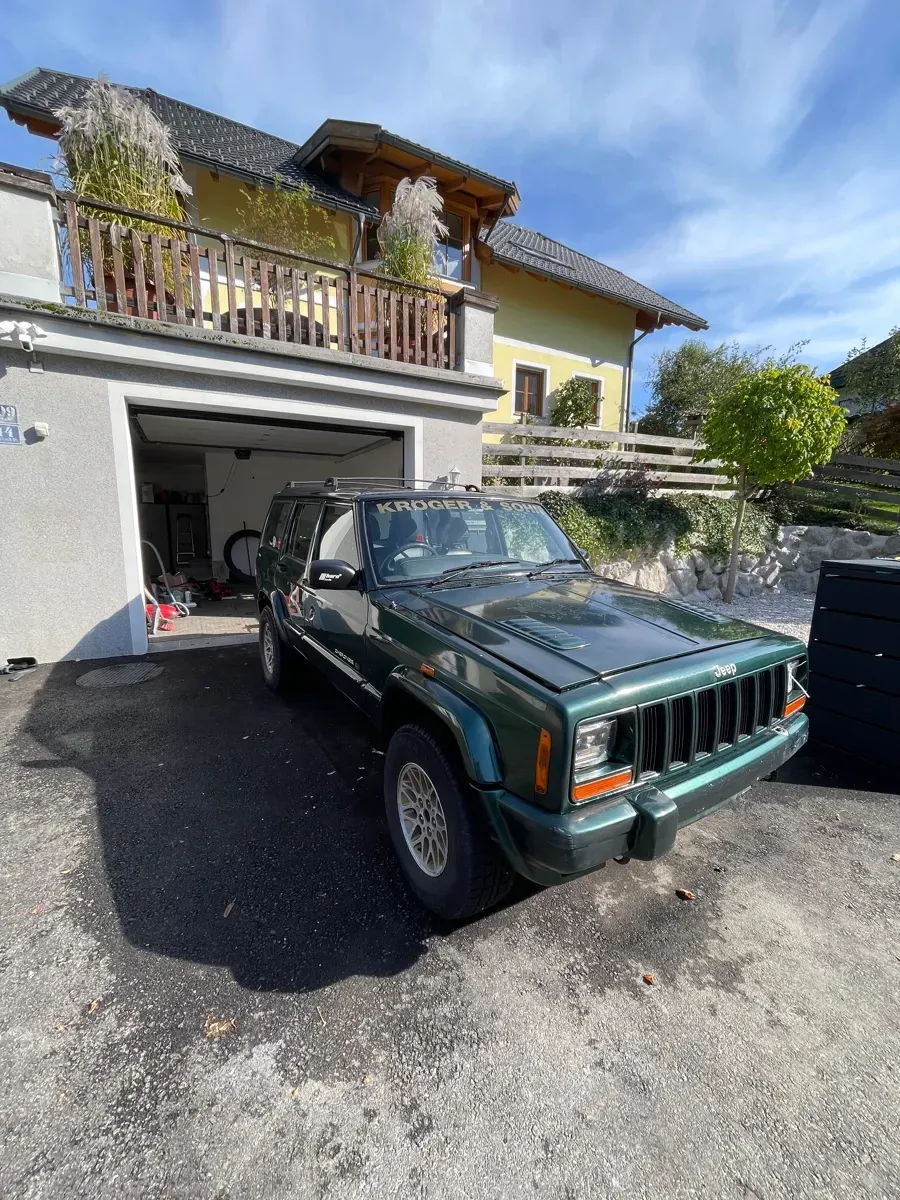 Jeep Cherokee