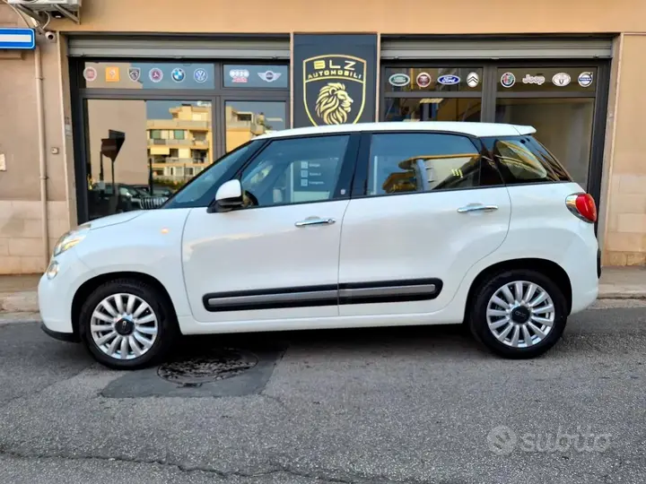 Fiat 500L 2016 photo 2