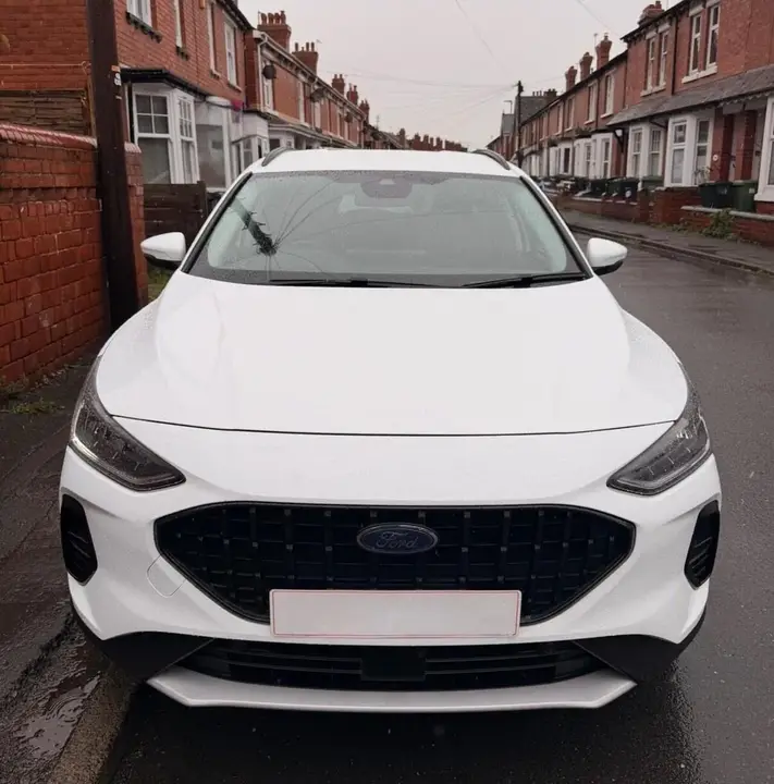 Ford Focus 2023 photo 3