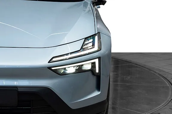 Polestar 4 2025 photo 4