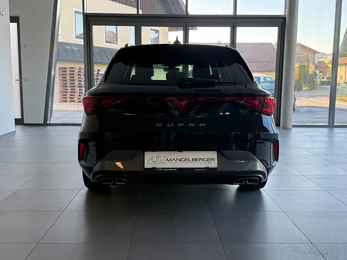 Cupra Leon 2025 photo 3