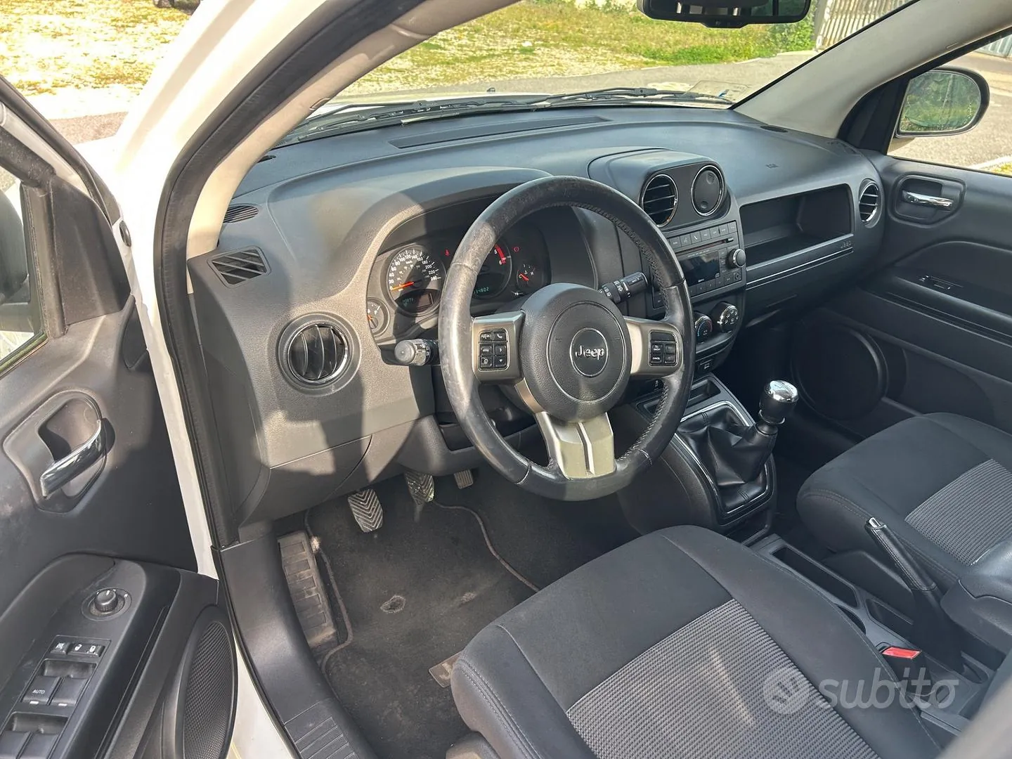 Jeep Compass 2012 photo 5