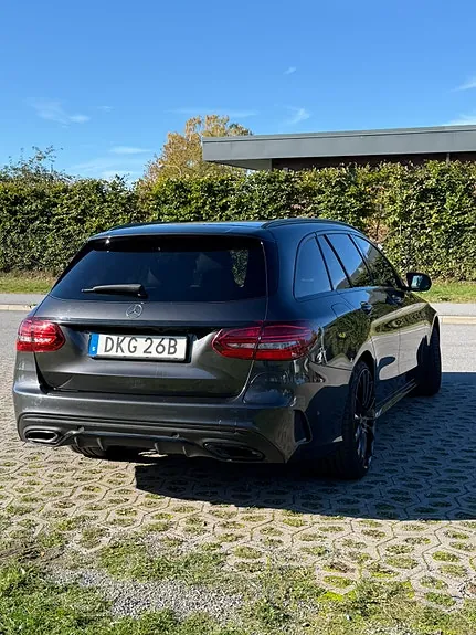 Mercedes-Benz C300 2021 photo 4