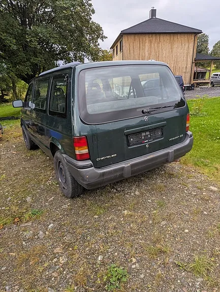 Chrysler Voyager 1995 photo 5