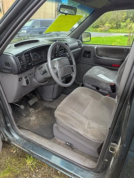 Chrysler Voyager 1995 photo 4