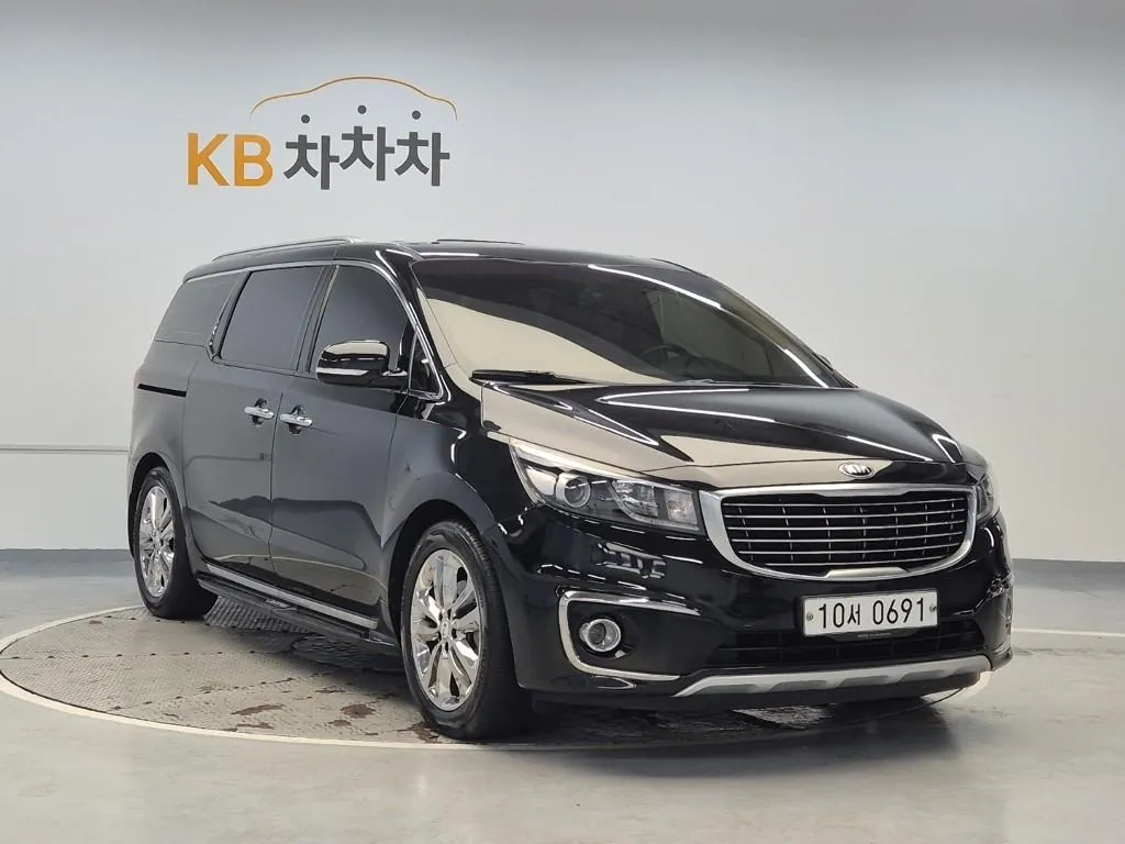 Kia Carnival 2016 photo 4