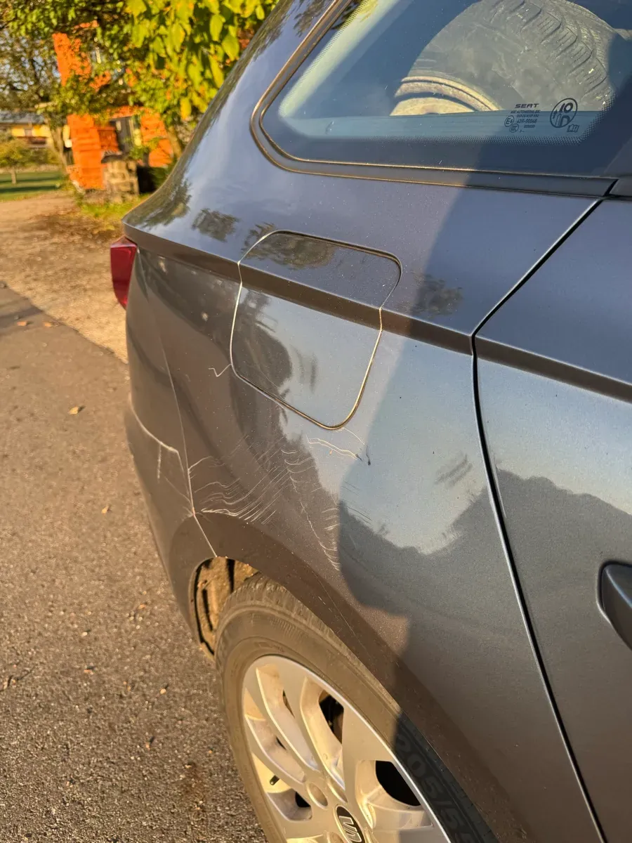 Seat Leon 2014 photo 3