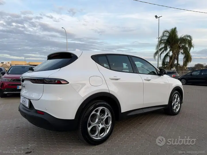 Alfa Romeo Tonale 2023 photo 4