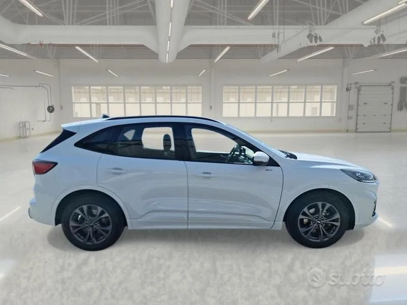 Ford Kuga 2023 photo 3