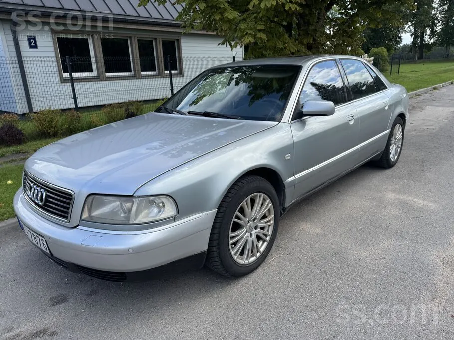 Audi A8 1998 photo 2