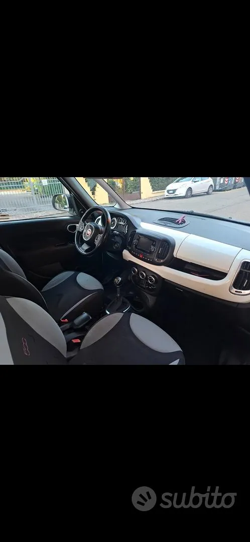 Fiat 500L 2013 photo 2