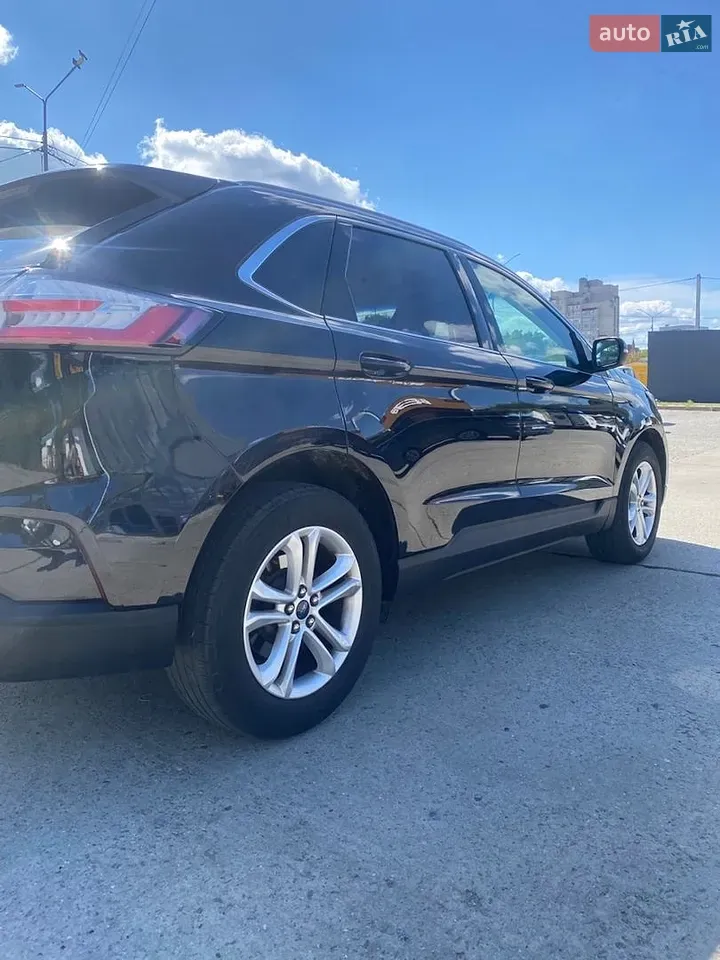 Ford Edge 2020 photo 2