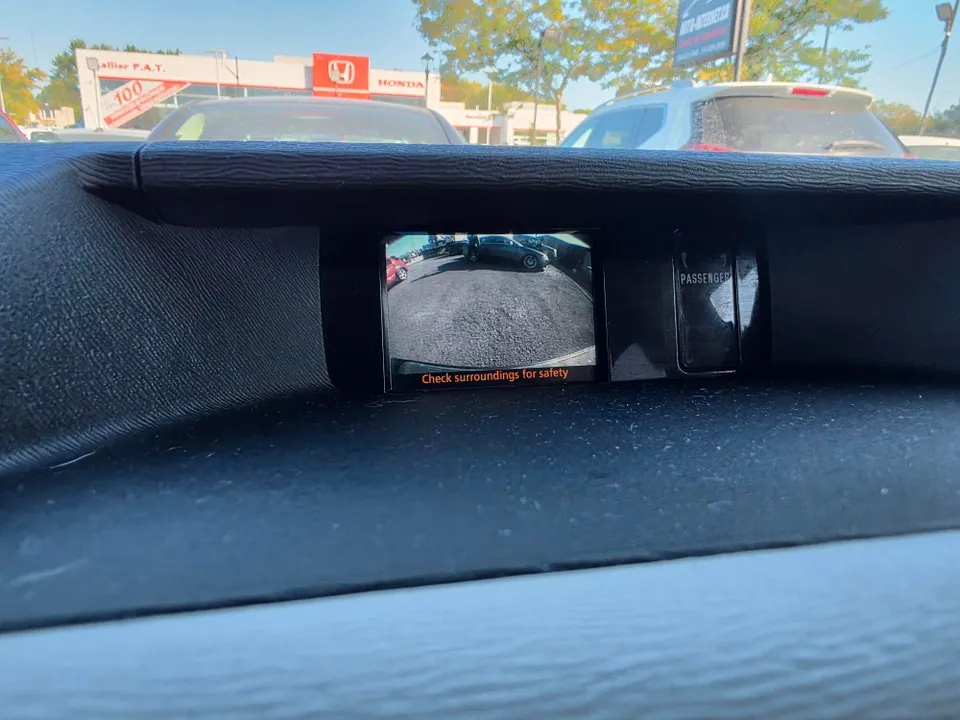 Toyota Sienna 2011 photo 5
