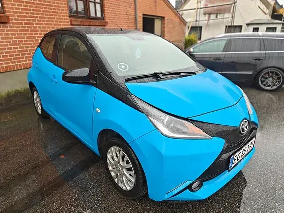 Toyota Aygo 2015 photo 3