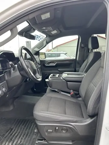 Chevrolet Silverado 1500 2024 photo 3