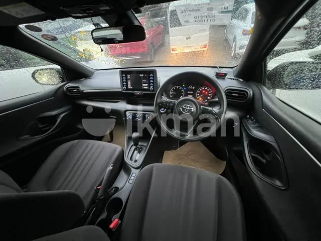 Toyota Yaris 2023 photo 4