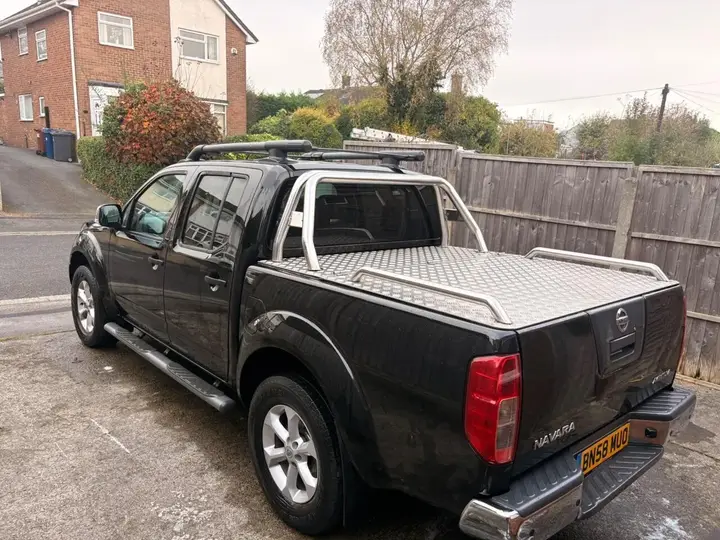 Nissan Navara 2008 photo 2