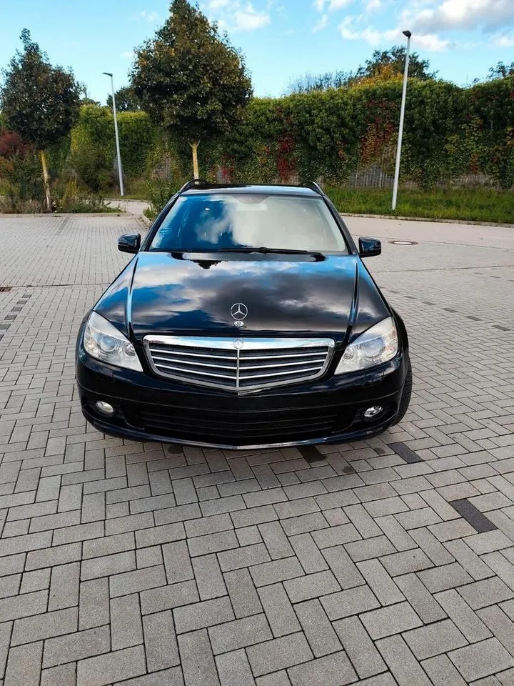 Mercedes-Benz 200