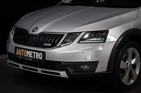 Skoda Octavia Scout 2018 photo 2