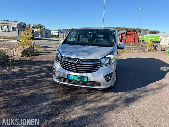 Opel Vivaro 2015 photo 3