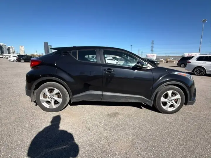 Toyota C-Hr 2018 photo 5
