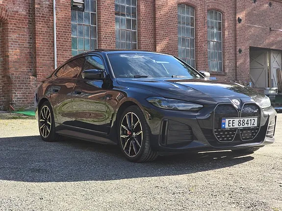 BMW I4 2022 photo 4