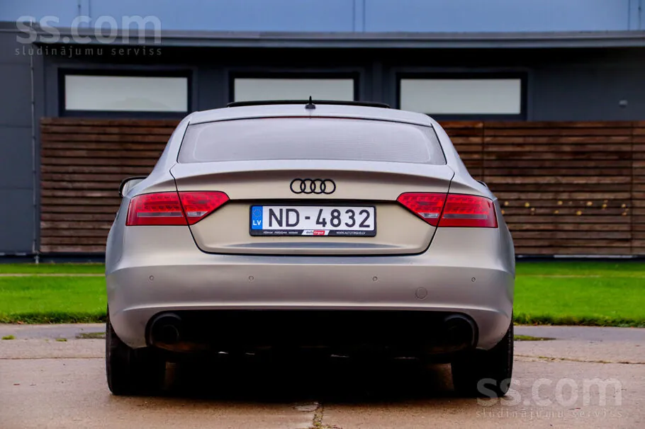 Audi A5 2010 photo 5