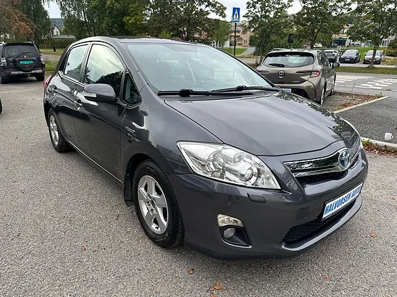 Toyota Auris 2012 photo 4