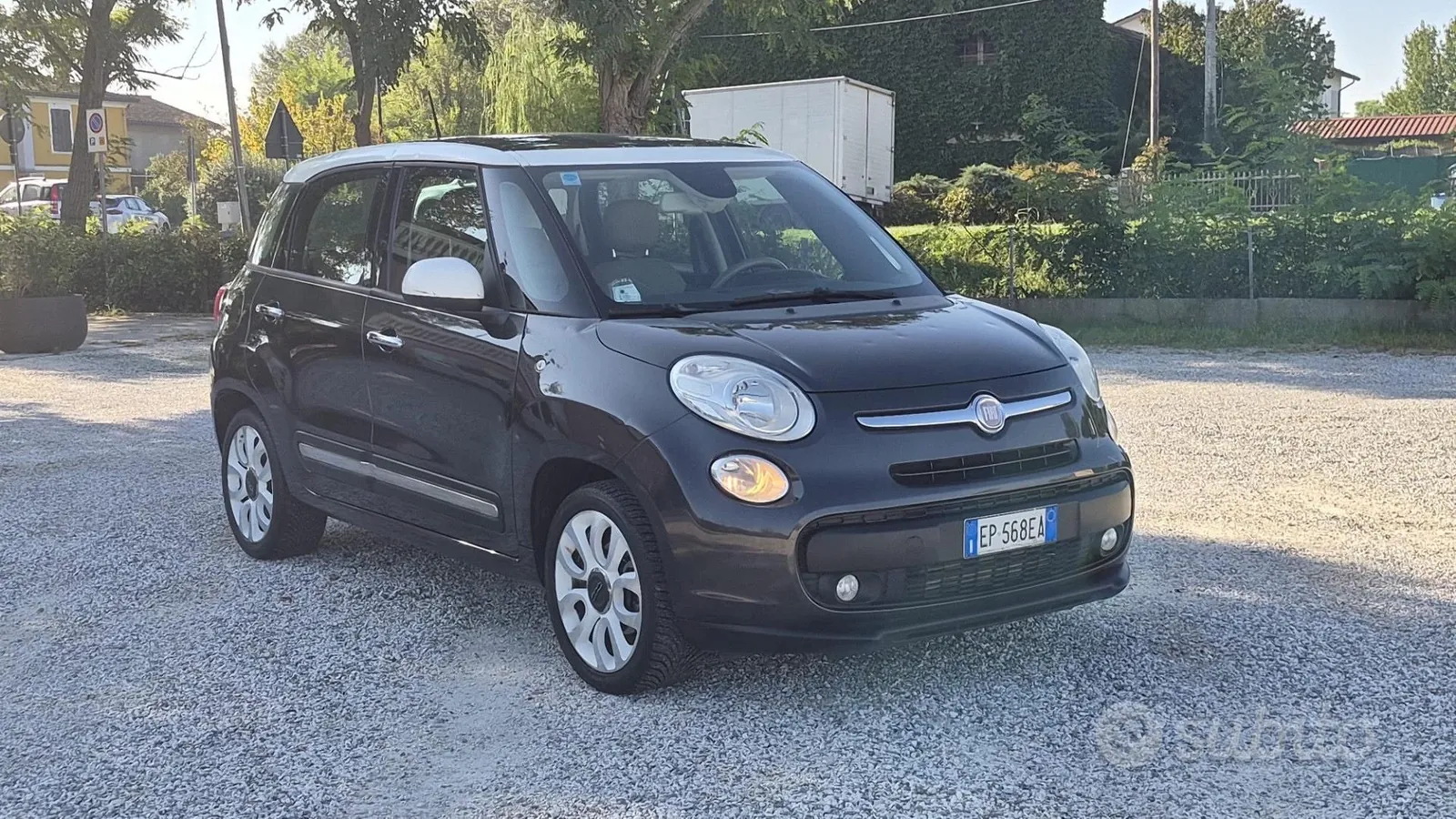 Fiat 500L 2012 photo 2