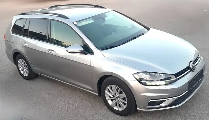 Volkswagen Golf Variant 2018 photo 2