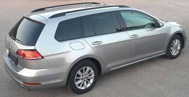 Volkswagen Golf Variant 2018 photo 3