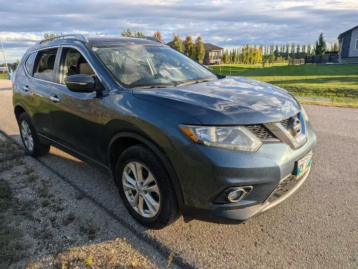 Nissan Rogue 2014 photo 2