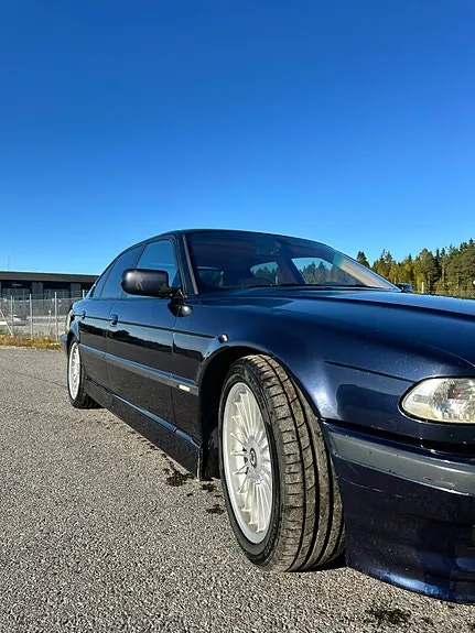 BMW 740D