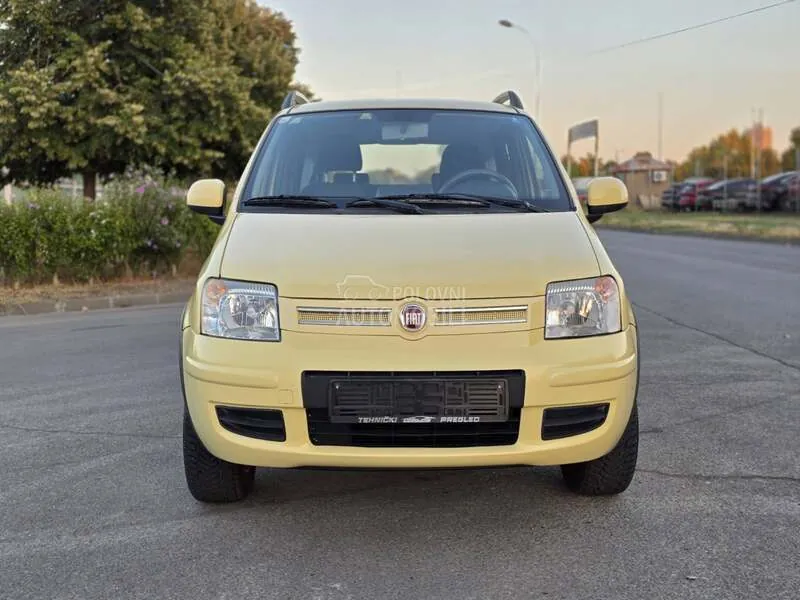 Fiat Panda 2010 photo 2