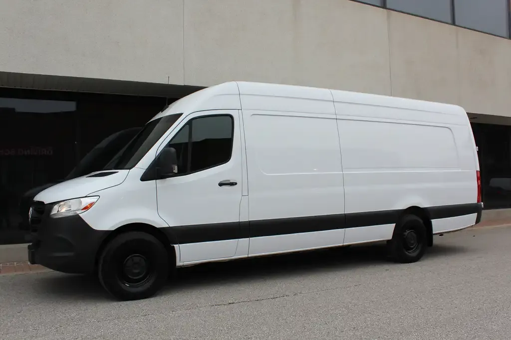 Mercedes-Benz Sprinter 2022 photo 3