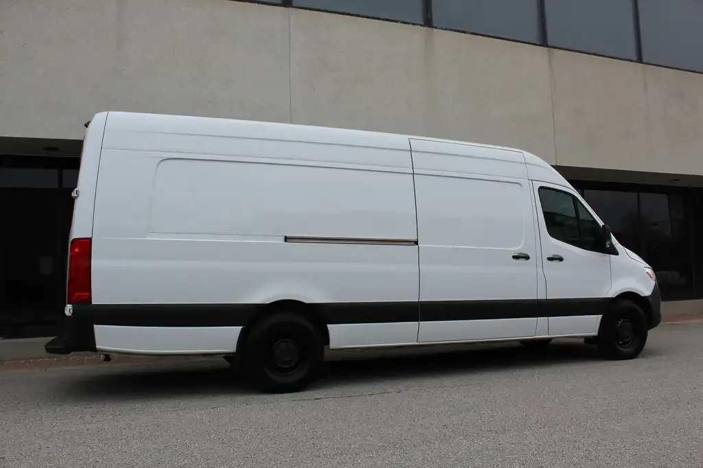 Mercedes-Benz Sprinter 2022 photo 4