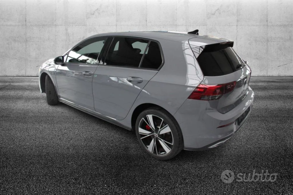 Volkswagen Golf 2022 photo 3