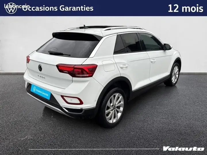 Volkswagen T-Roc 2023 photo 2