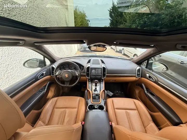 Porsche Cayenne 2012 photo 5