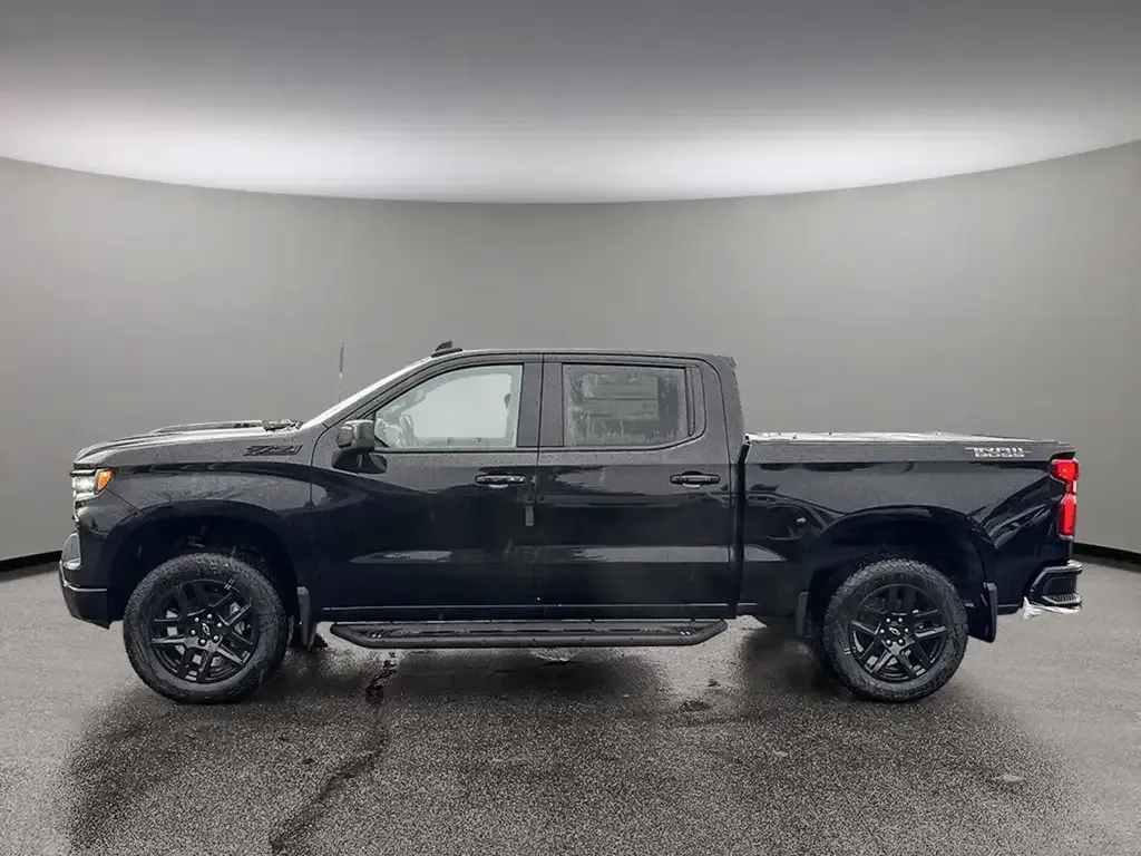 Chevrolet Silverado 1500 2026 photo 3