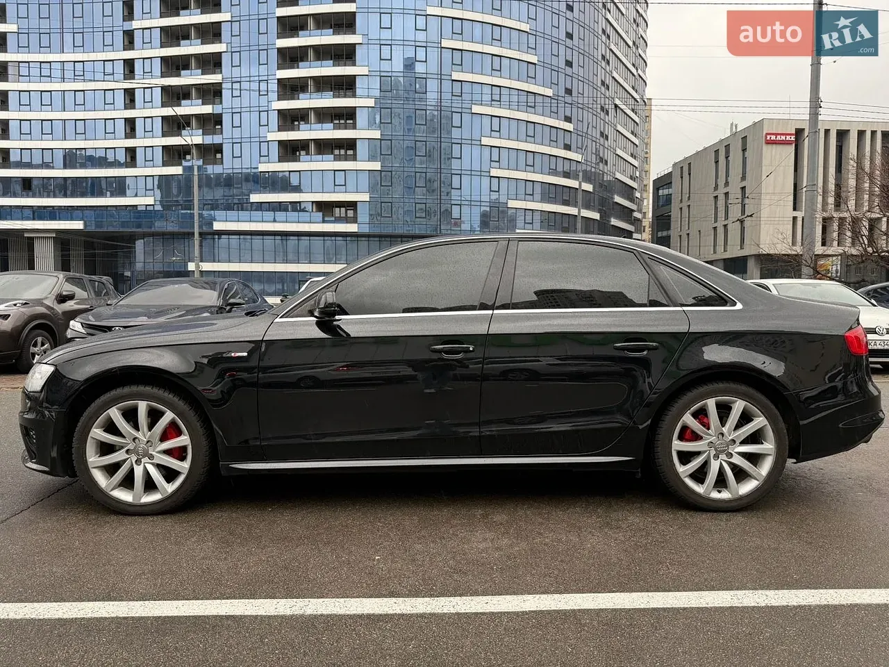 Audi A4 2014 photo 3