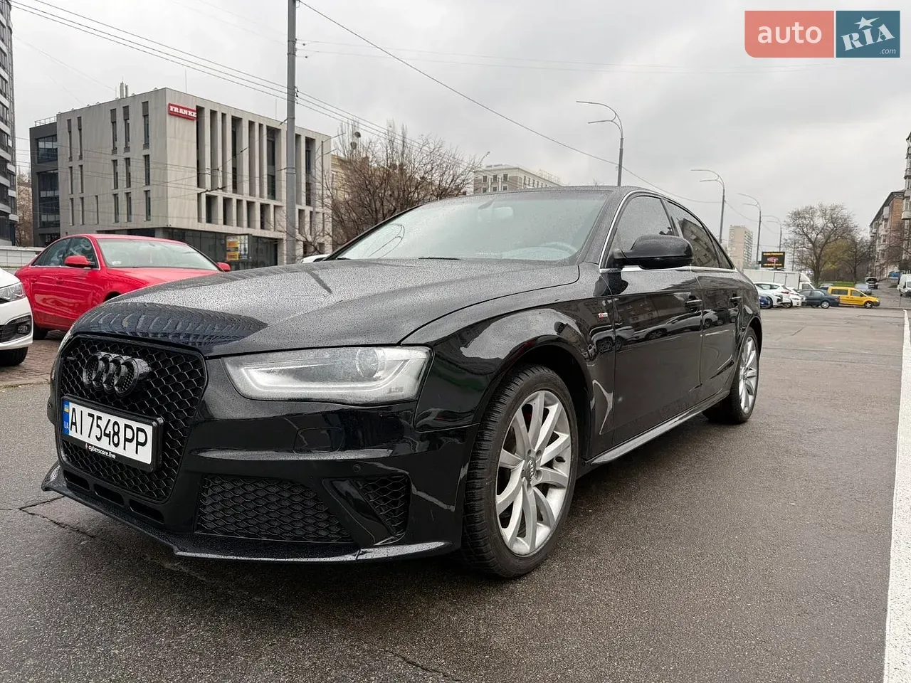 Audi A4 2014 photo 2