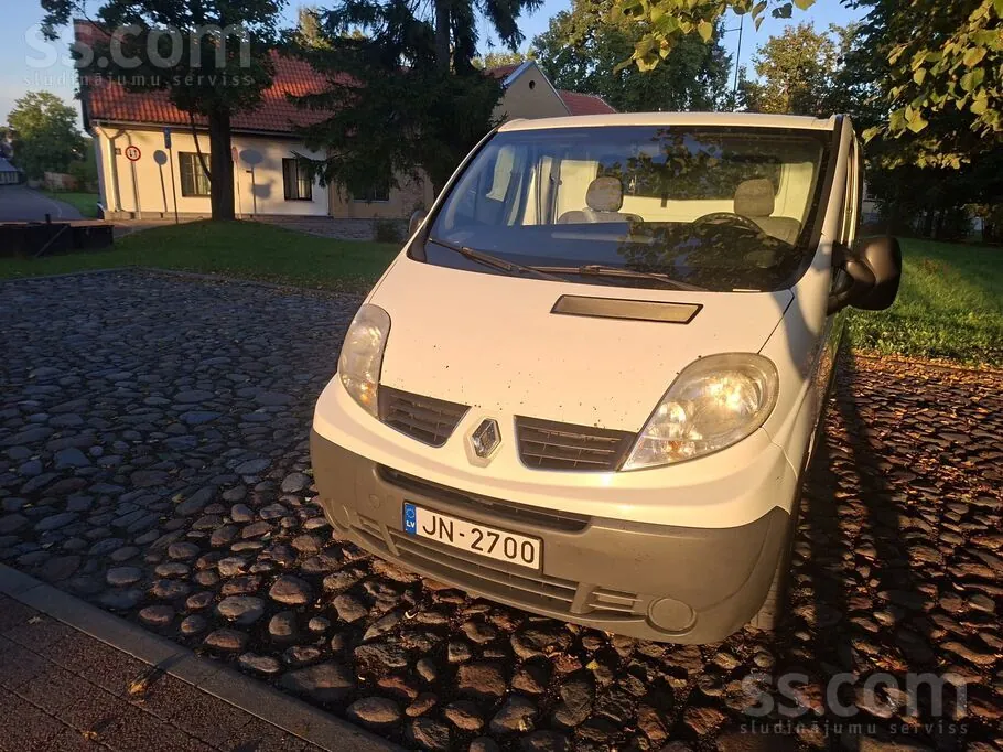 Renault Trafic 2008 photo 2