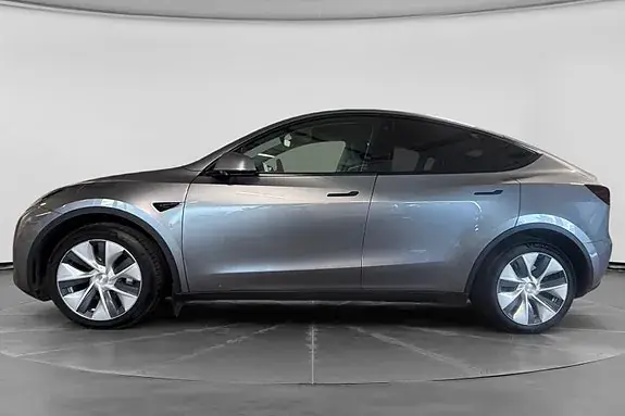 Tesla Model Y 2024 photo 5
